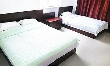 Longtai Star Hotel Qingdao Exterior photo